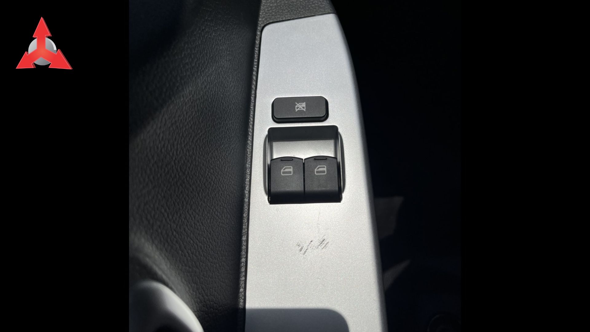 xe-tai-TMT-CAPTAIN-T200-cua