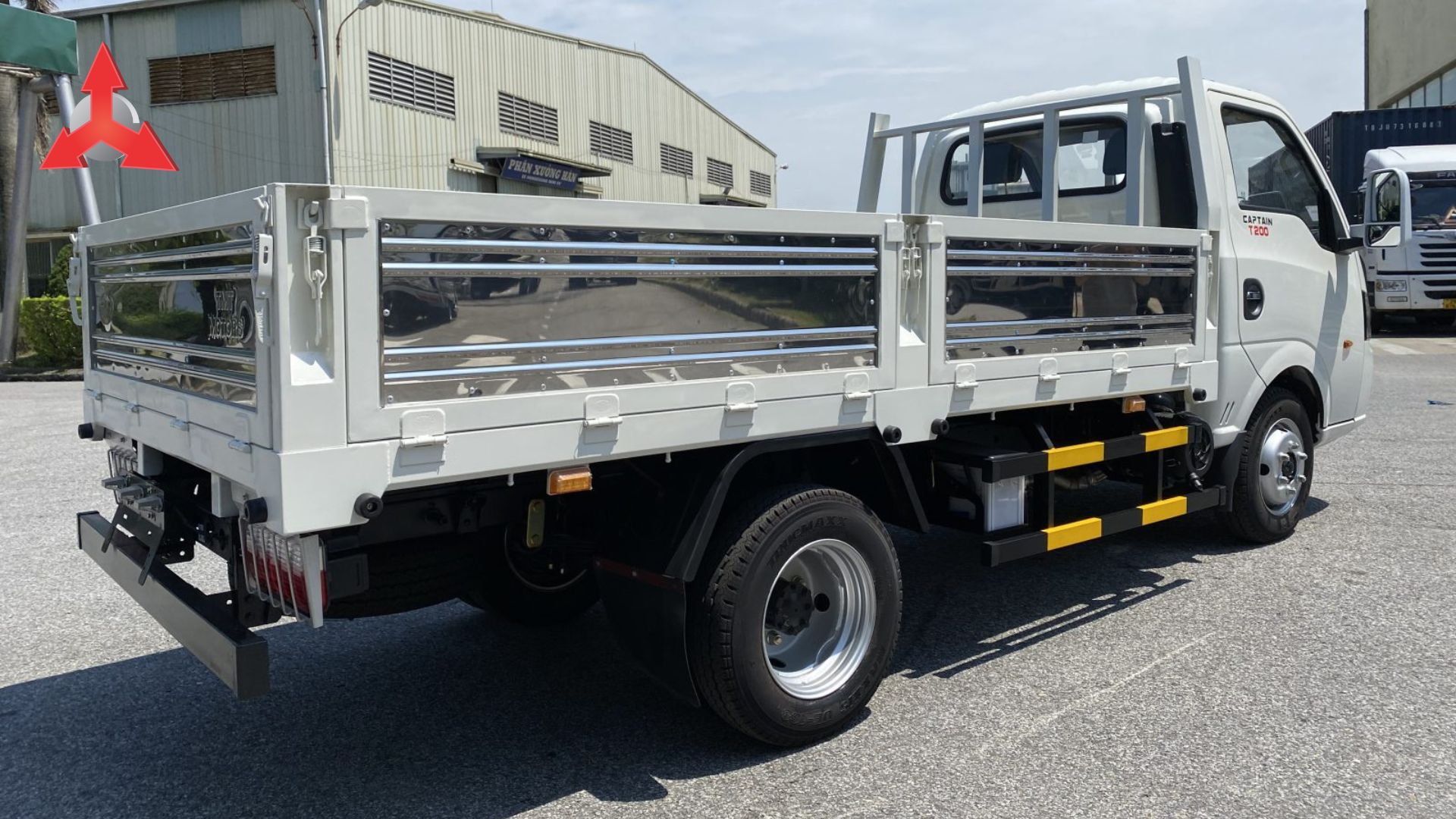 Xe Tải TMT Captain T200 - Thùng Lửng Xe Tải TMT Captain T200 - Thùng Lửng