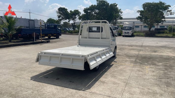 Tera 100s Trang Bị Thùng Hàng Dài