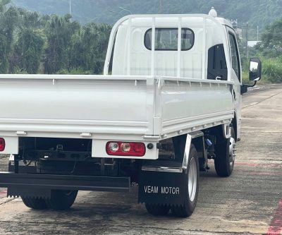 Xe tải Veam S80 - Trang bị thùng lửng