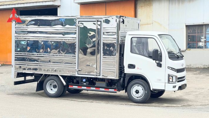 Veam S80 - Xe tải nhẹ máy dầu thùng kín