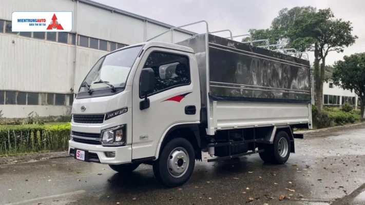 Xe Tải Nhẹ Veam S80 Màu Trắng Mui Bạt