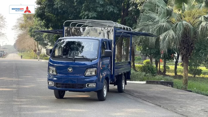 Xe Tải Nhẹ Veam T25 Trang Bị Thùng Bạt Cánh Chim
