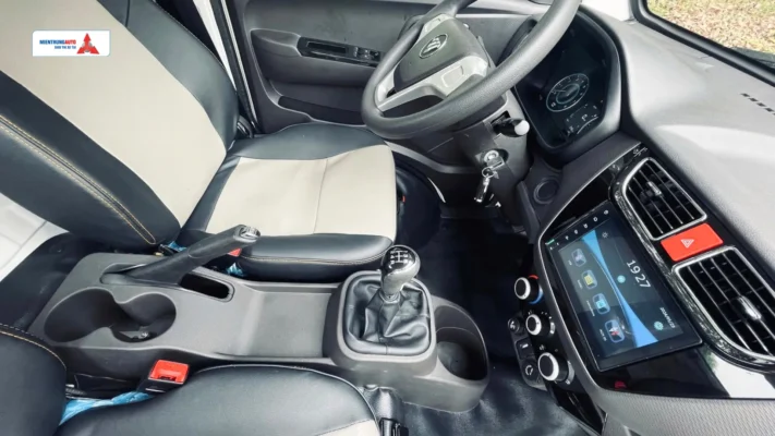 Không gian nội thất hiện đại cabin xe tải Veam Foton T25NS
