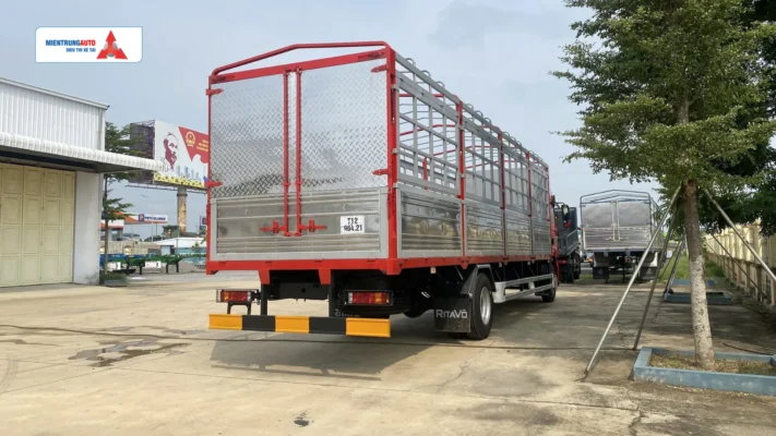 Shacman L5000 220HP: "Vua Thùng Dài"